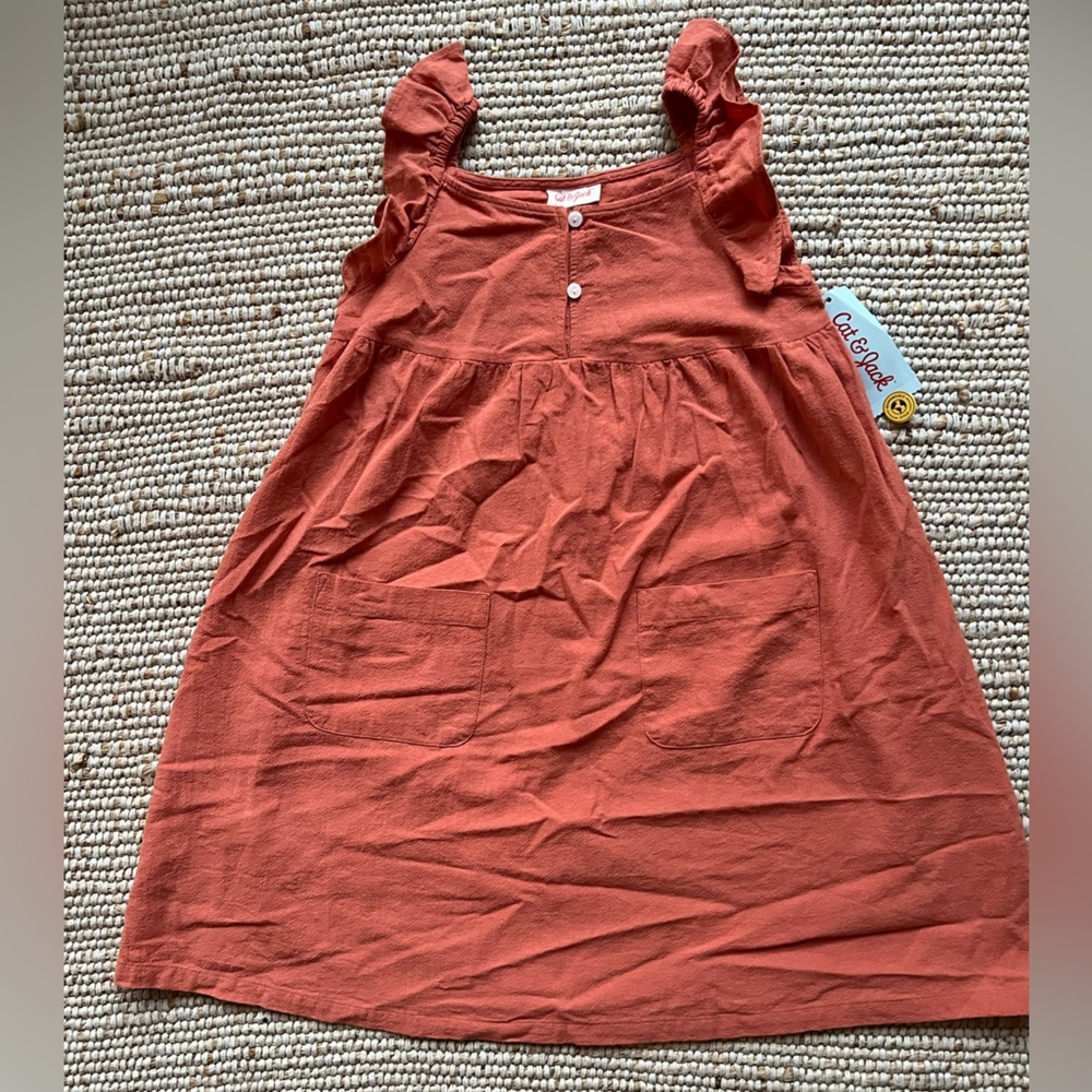 Cat&Jack dress new with tag still attached size medium 7/8